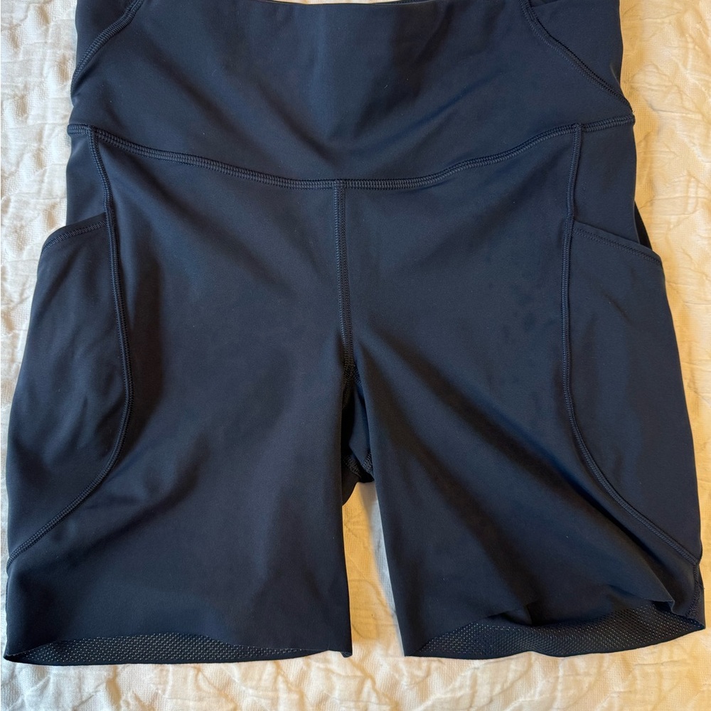 Lululemon Fast and Free High-Rise Short 6” 5 Pocket - Size 6